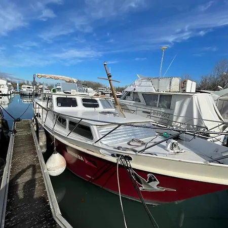 Bateau Paisible Botel