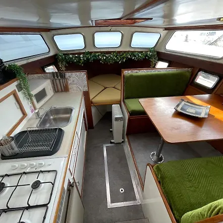 Bateau Paisible *
